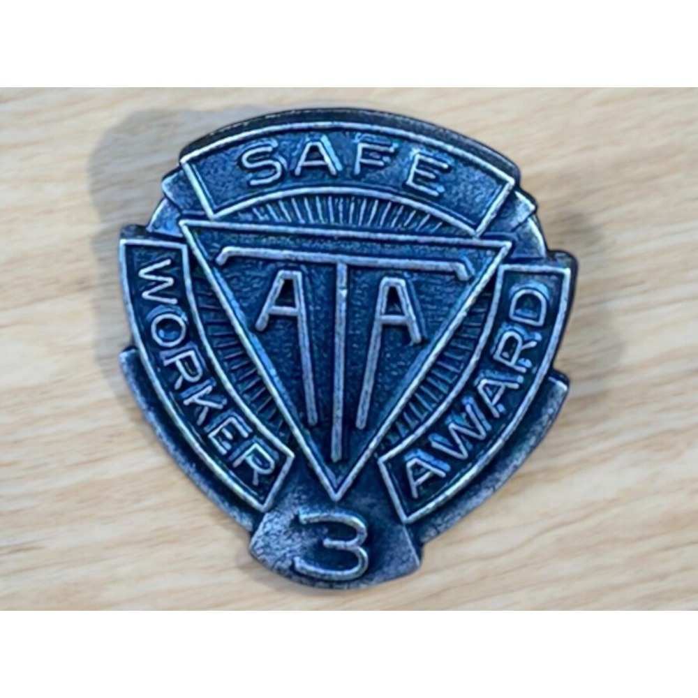 ATA American Trucking Association 3 Years Safe Driving No Accident Award Pin